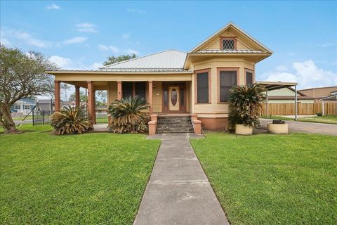 Photo of 203 N Twin City Hwy, Nederland, TX 77627 (MLS # 257092)