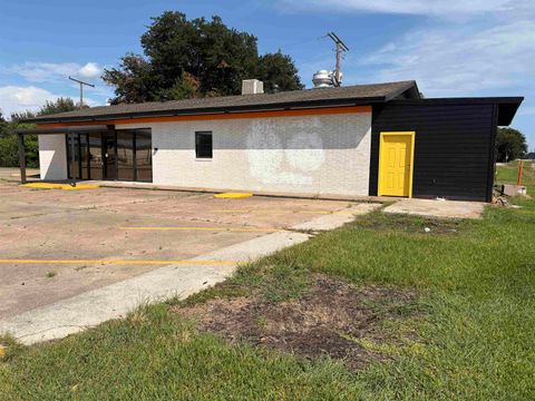 Photo of 2337 Nederland Avenue, Nederland, TX 77627 (MLS # 261039)