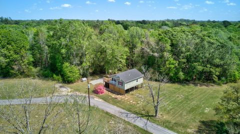 A home in Kirbyville