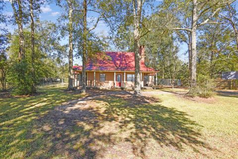 Photo of 675 Evangeline, Vidor, TX 77662 (MLS # 263547)