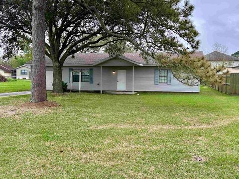 Photo of 2366 Beverly, Bridge City, TX 77611 (MLS # 265761)