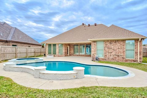 A home in Groves