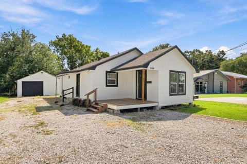 Photo of 2119 Ave B, Nederland, TX 77627 (MLS # 271822)
