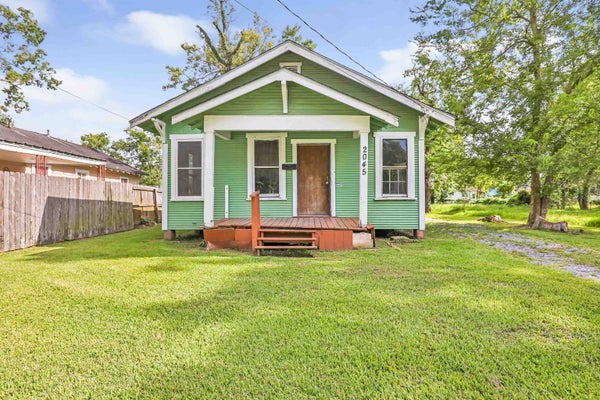 2045 LEIGHT ST, BEAUMONT, TX 77703 - Image 3e4cbc3523f703ae21ebf5e0060a1d55/4032348726