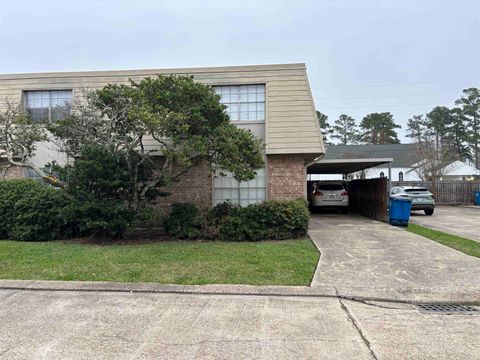 Photo of 4150 Crow Rd Unit 4 Bldg A, Beaumont, TX 77706 (MLS # 264918)