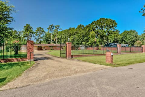 Photo of 1485 Old Highway 418, Silsbee, TX 77657 (MLS # 269562)