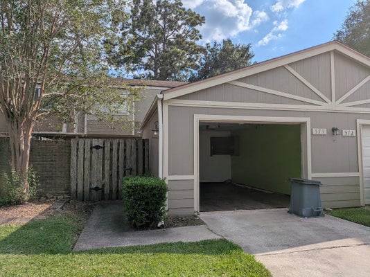 574 GEORGETOWN ST, BEAUMONT, TX 77707 - Image 4258f49c5b1be454995e2483d35e8eba/489249945