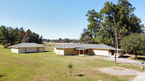 Photo of 970 S Mayhaw, Vidor, TX 77662 (MLS # 262266)