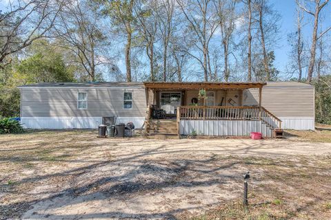 Photo of 417 County Road 4141, Deweyville, TX 77632 (MLS # 265537)
