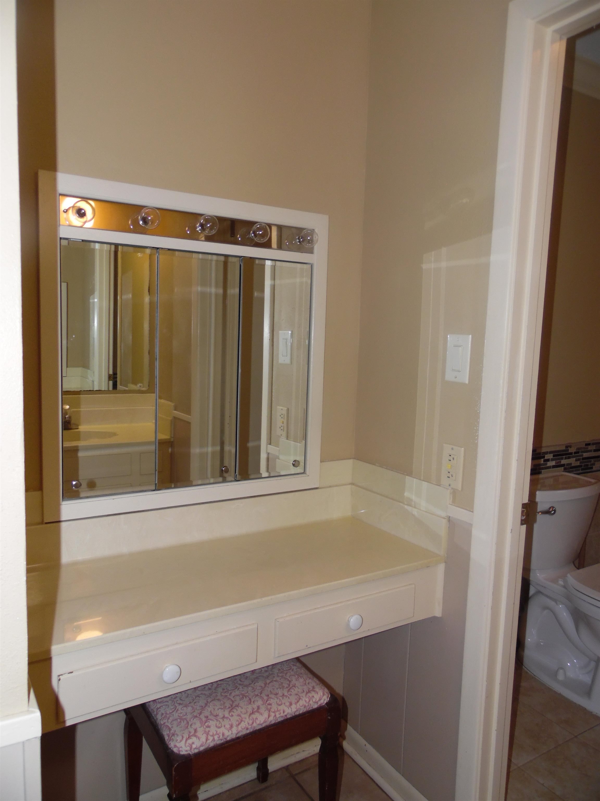 Lumberton, Texas 77657, United States, 3 Bedrooms Bedrooms, ,2 BathroomsBathrooms,Residential,Active,226406