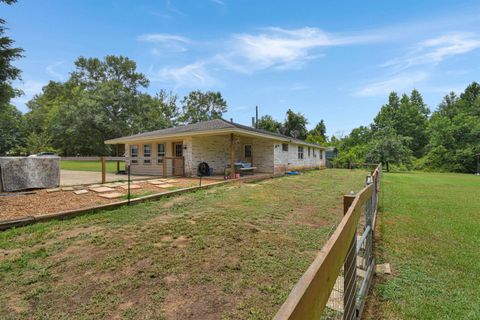 A home in Kountze