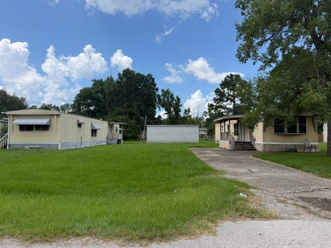 Photo of 138 Carolina, Lumberton, TX 77657 (MLS # 269886)