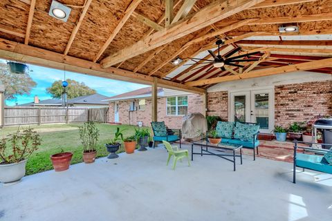 A home in Port Neches