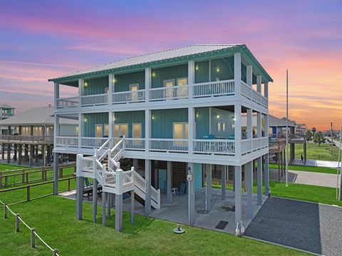 A home in Crystal Beach