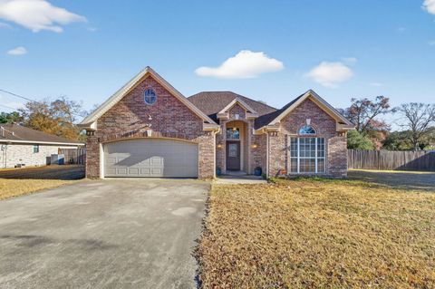 Photo of 890 Barnhill, Silsbee, TX 77656 (MLS # 264970)