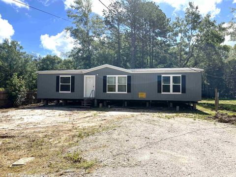 A home in Lumberton