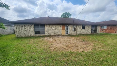 Photo of 4483 Flamingo Ln, Beaumont, TX 77705 (MLS # 266873)