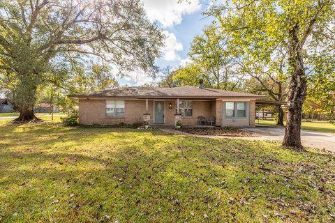 Photo of 370 Dorothy Drive, Lumberton, TX 77657 (MLS # 263413)