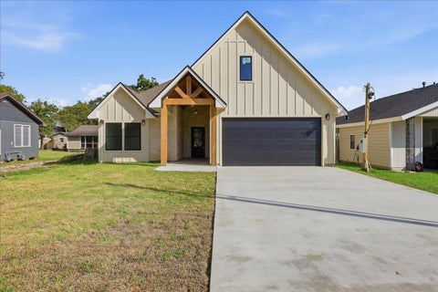 Photo of 2214 Armstrong Ave, Port Neches, TX 77651 (MLS # 271374)