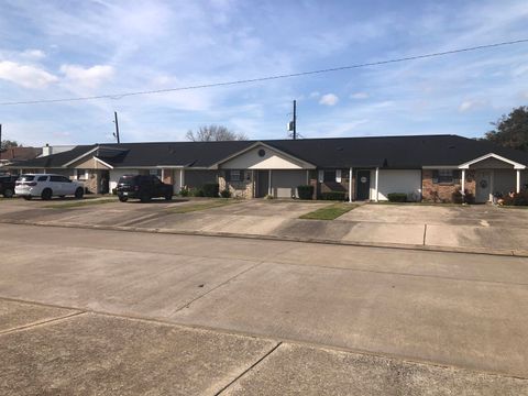 Photo of 6825-6845 Camden, Groves, TX 77619 (MLS # 264165)