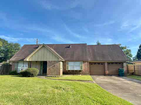 Photo of 7535 Chelsea Pl, Beaumont, TX 77706 (MLS # 269769)