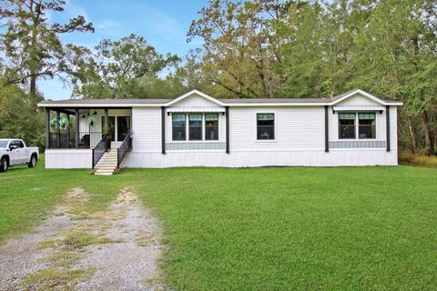 A home in Evadale