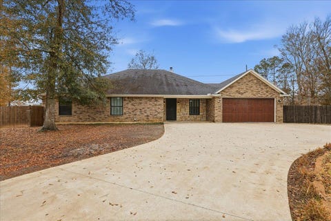 Photo of 12250 Charlotte Drive, Lumberton, TX 77657 (MLS # 270327)