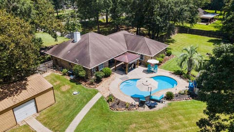 Photo of 9135 Midway Drive, Orange, TX 77630 (MLS # 270156)