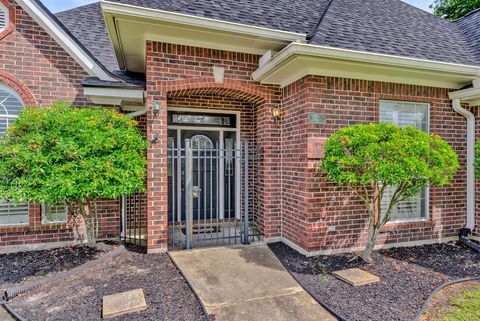 A home in Port Neches