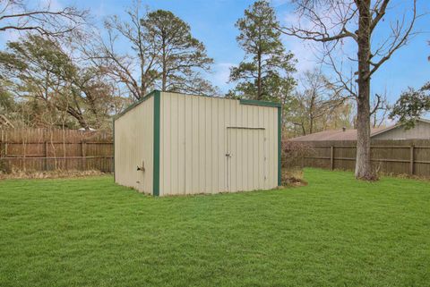 A home in Vidor