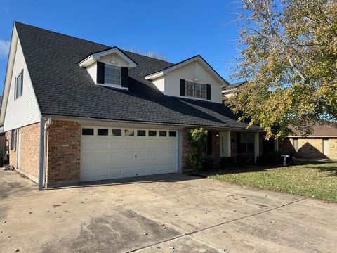 A home in Port Neches