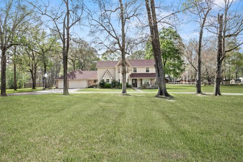 Photo of 306 Creekside Loop, Sour Lake, TX 77659 (MLS # 265833)