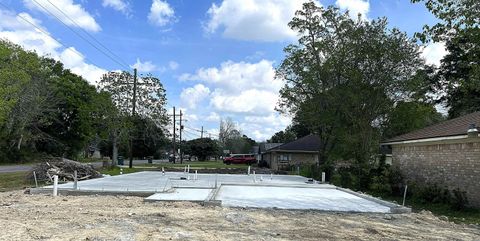 Photo of 2015 Wescalder, Beaumont, TX 77707 (MLS # 266317)