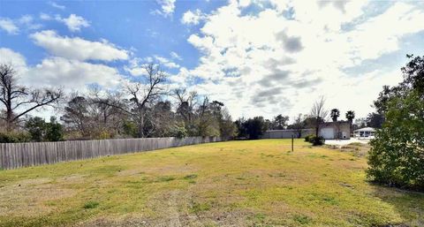 Photo of 1601 Church, Orange, TX 77630 (MLS # 258028)