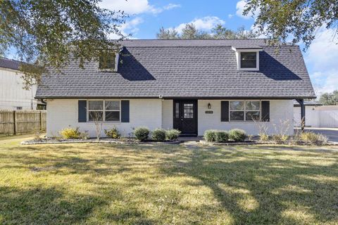 Photo of 2850 Seattle, Nederland, TX 77627 (MLS # 265171)