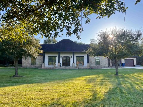 Photo of 3225 Panda, Orange, TX 77632 (MLS # 266439)