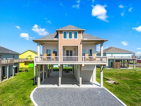 A home in Crystal Beach