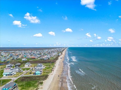 A home in Crystal Beach