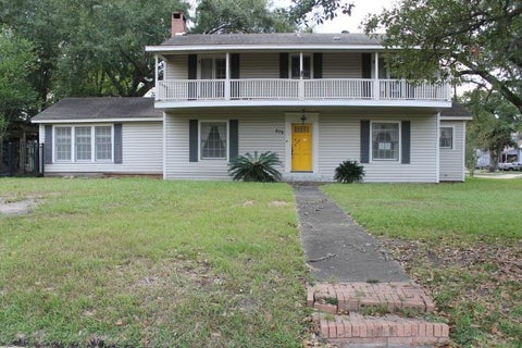Photo of 809 14th St., Orange, TX 77630 (MLS # 271488)