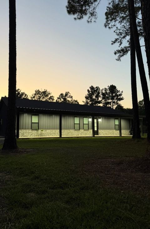 Photo of 755 Cr 725, Buna, TX 77612 (MLS # 263399)