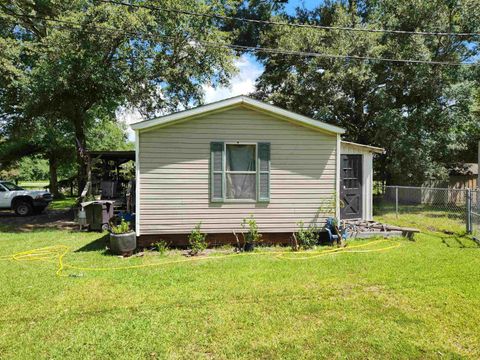 A home in Vidor