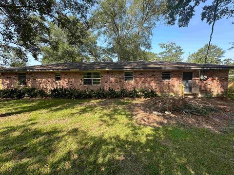 A home in Buna