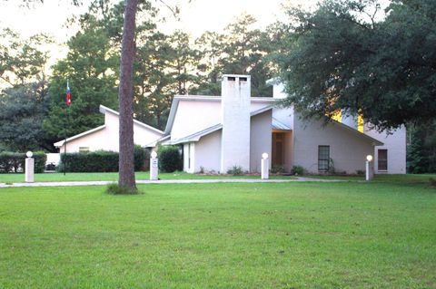 A home in Lumberton