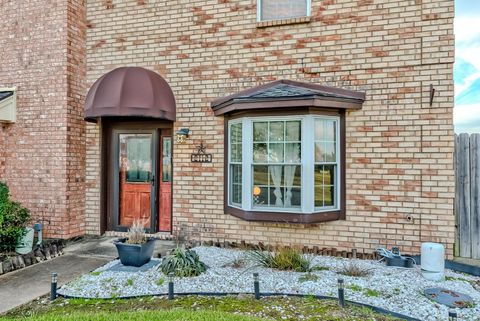 Photo of 2112 Merriman St, Port Neches, TX 77651 (MLS # 264869)