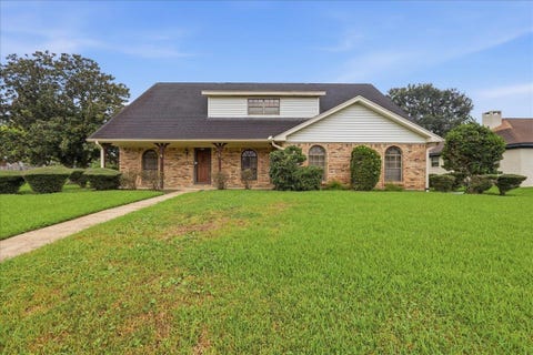 Photo of 990 Shakespeare Dr, Beaumont, TX 77706 (MLS # 269555)