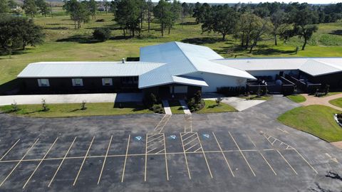 Photo of 15075 Country Club Dr, Beaumont, TX 77705 (MLS # 259801)