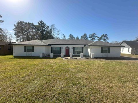 A home in Lumberton