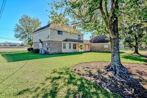 A home in Bridge City