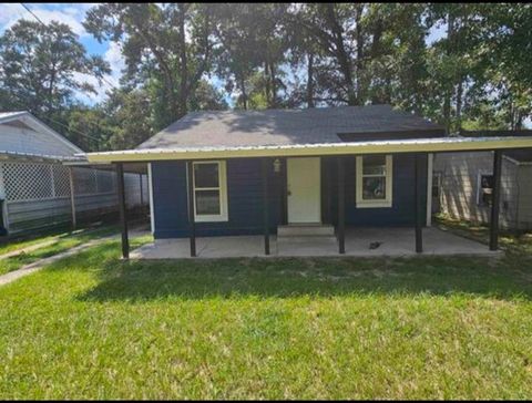 Photo of 551 3rd St, Jasper, TX 75951 (MLS # 262748)