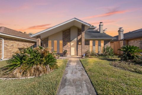 Photo of 8241 Heartfield, Beaumont, TX 77706 (MLS # 263652)